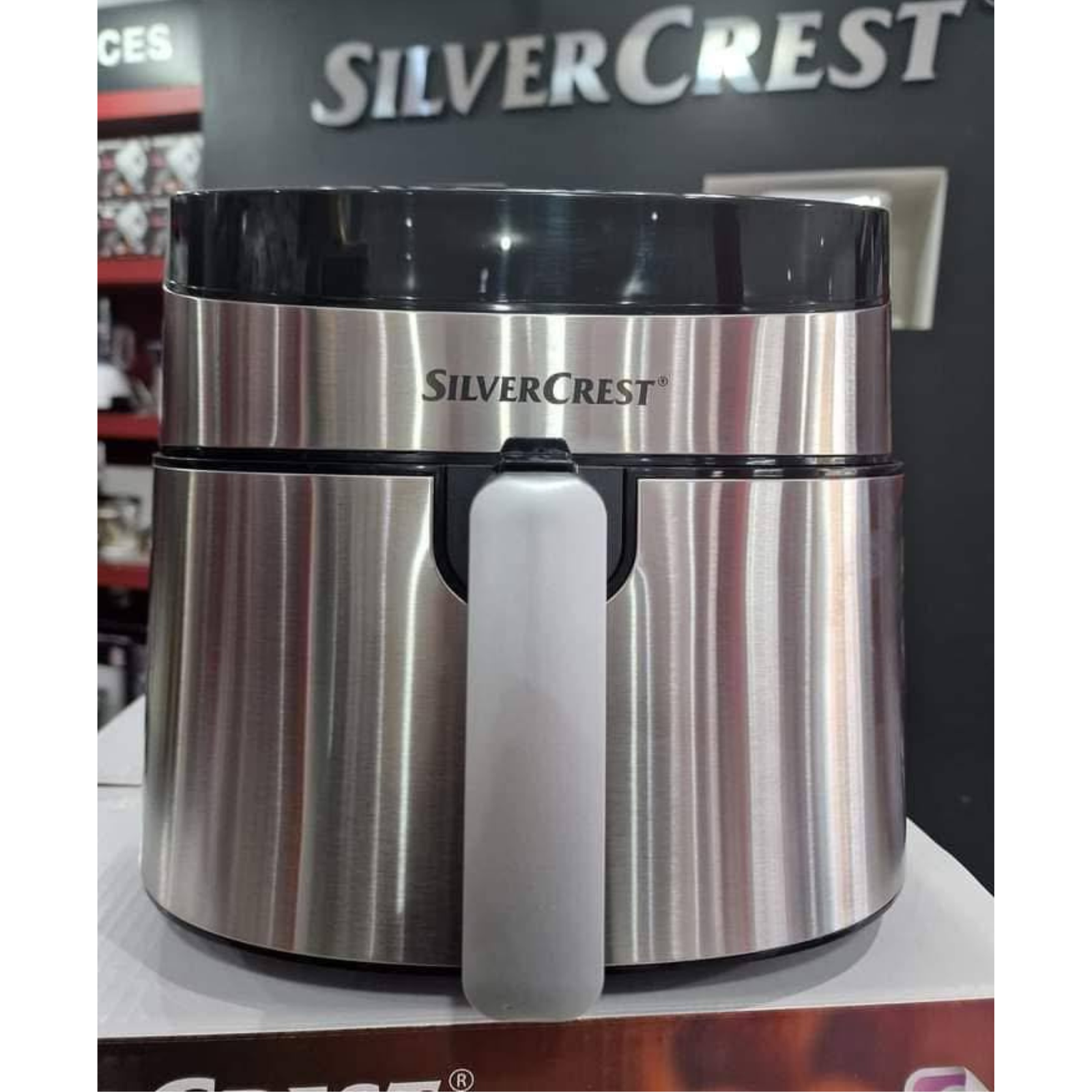 Friteuse Air Fryer Sans Huile 6.1L 1800W 8 Programmes - SilverCrest AF9006TB-GS – Image 3