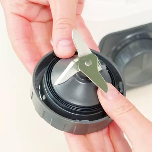 Blender Mixeur Electrique 600W 2 Litres 2 Vitesses et turbo - 4 Lames Avec Système Smart Lock - Moulinex Blendforce LM420110 – Image 4