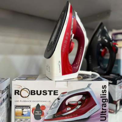 مكواة بخار Robuste Ultragliss بسعة 320 مل وقوة 2400 واط مع قاعدة سيراميكية DariTek