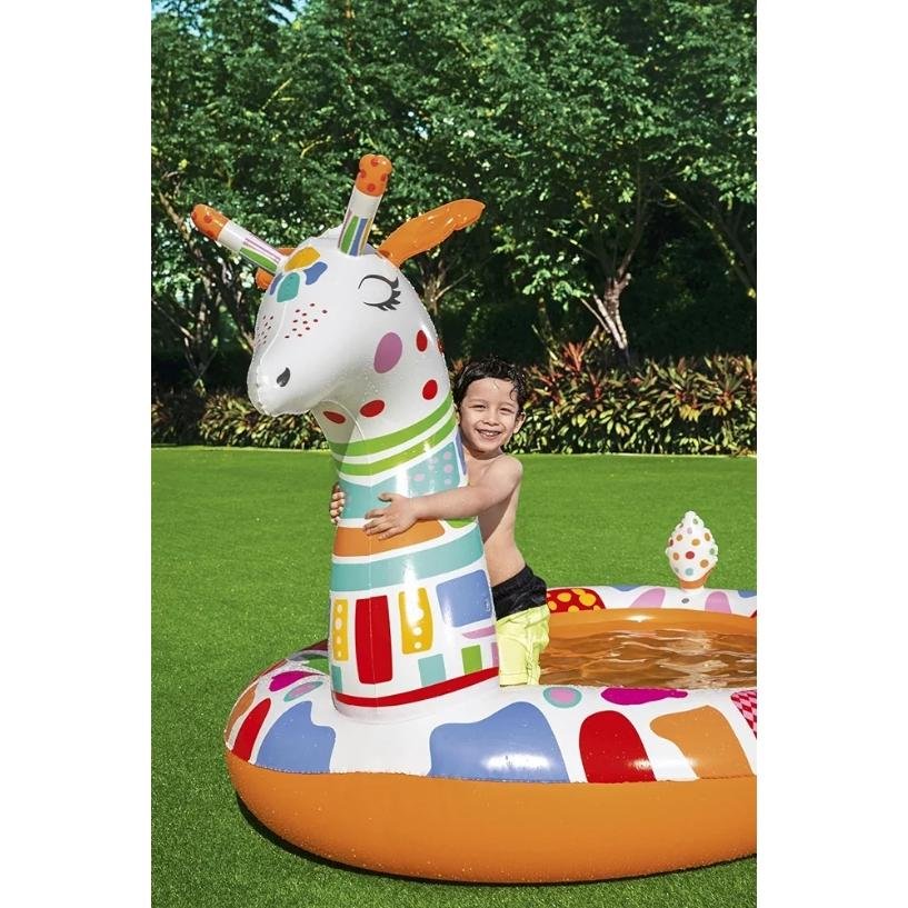 مسبح أطفال دائري قابل للنفخ على شكل زرافة مع رشاش ماء من Bestway بأبعاد 266 × 157 × 127 سم - 53089 Piscine Rond Gonflable Bestway Giraffe Pour Enfants Avec Arroseur 266 x 157 x 127cm - 53089