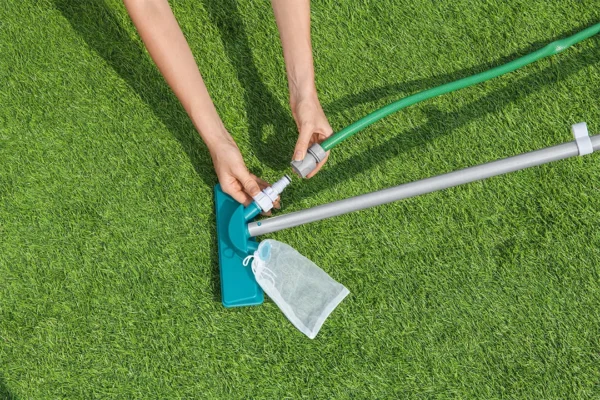مكنسة مسبح 2 في 1 مع شبكة AquaClear من Bestway - طقم تنظيف كامل وسريع - 58013 DariTek