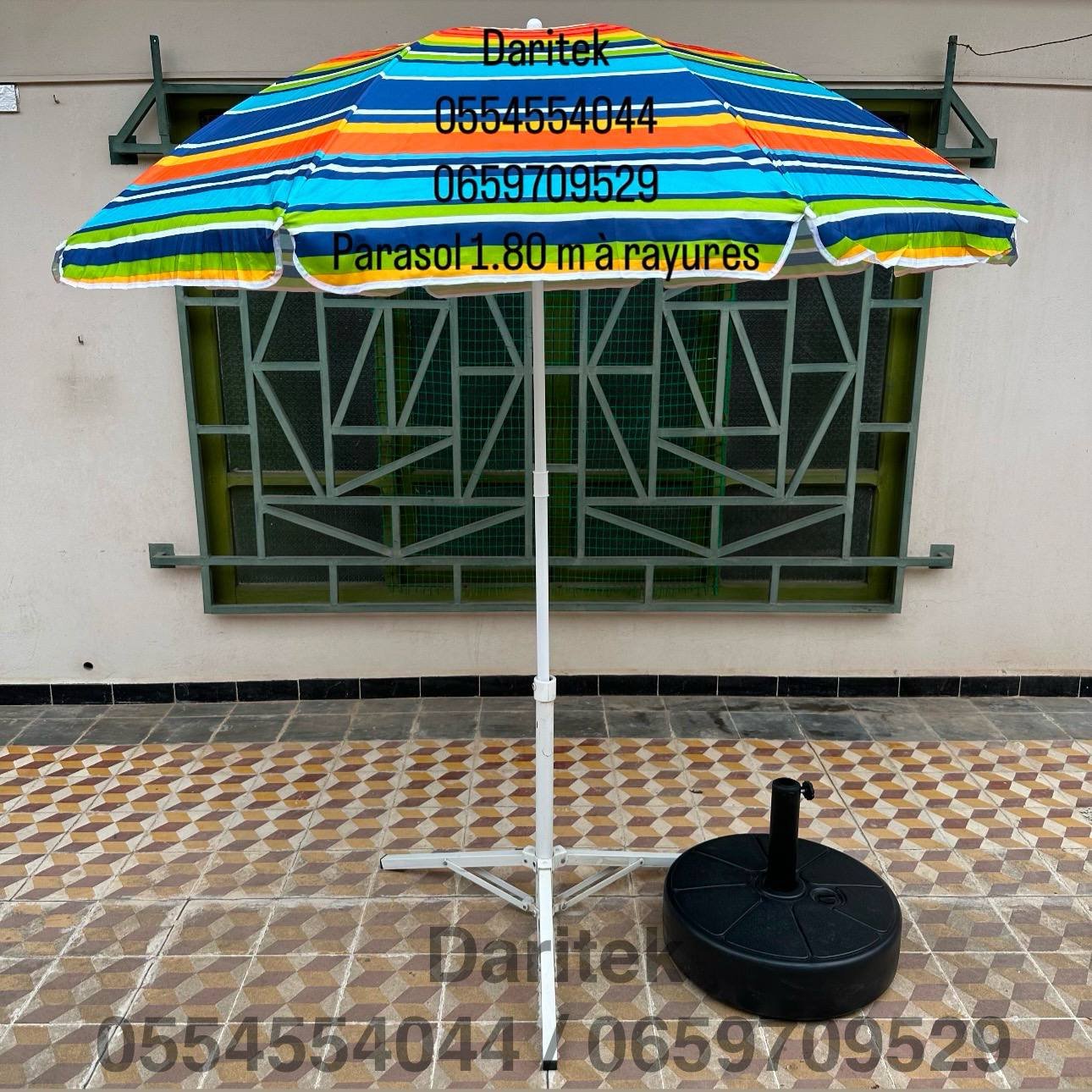 Parasol 1.80 m à Rayures Multi couleurs pour Plage et Jardin (Socle NON Inclus) Parasol 1.80 m à Rayures Multi couleurs pour Plage et Jardin (Socle NON Inclus)