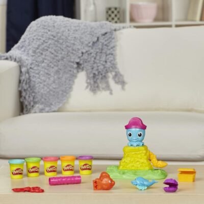 Play Doh عجينة اللعب كرانكي الأخطبوط مع 5 علب عجين وقوالب تشكيل متنوعة. DariTek