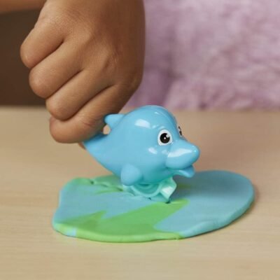 Play Doh عجينة اللعب كرانكي الأخطبوط مع 5 علب عجين وقوالب تشكيل متنوعة. DariTek