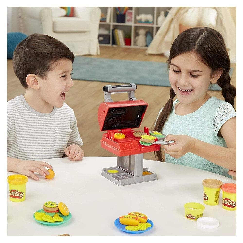 Play Doh Set de Pate à Modeler Kitchen Grill 'n Stamp et barbecue avec 6 Pots et Moules Play Doh Set de Pate à Modeler Kitchen Grill 'n Stamp et barbecue avec 6 Pots et Moules – Image 4