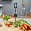 ⁦خلاط يدوي 3 في 1 Quickchef بقوة 1000 واط مع مفرمة ومخفقة وكوب قياس – MOULINEX DD6554F0⁩ - الصورة ⁦9⁩